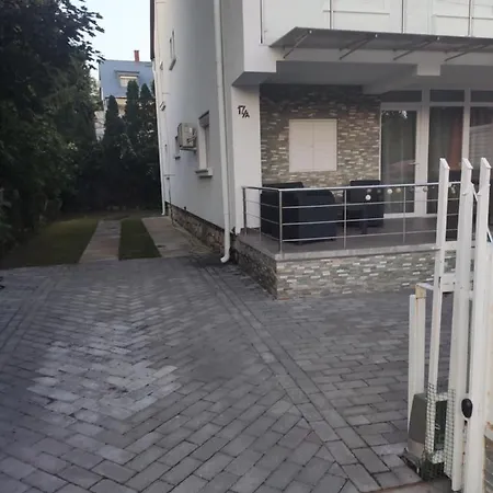Tibor Privat Nyaralohaz Feriehus